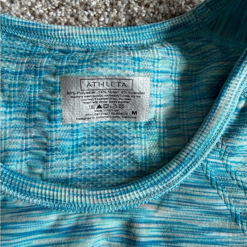 Athleta Workout Top - Picture 4 of 6